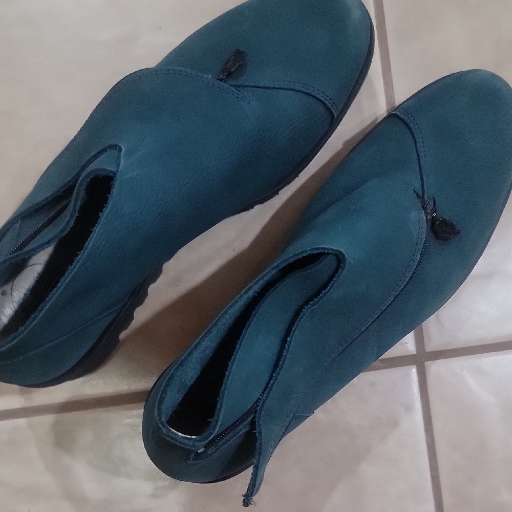Elegant Teal Women's Wedge Shoes